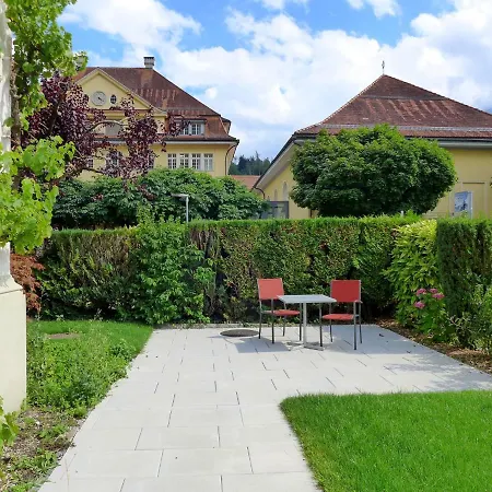 Henry's 100 By Interhome * Interlaken