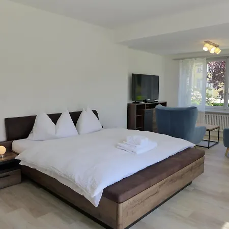 Henry's 100 By Interhome * Ιντερλάκεν