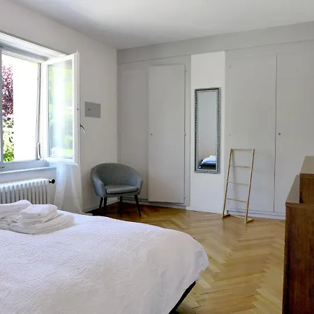 Henry's 100 By Interhome Apartment